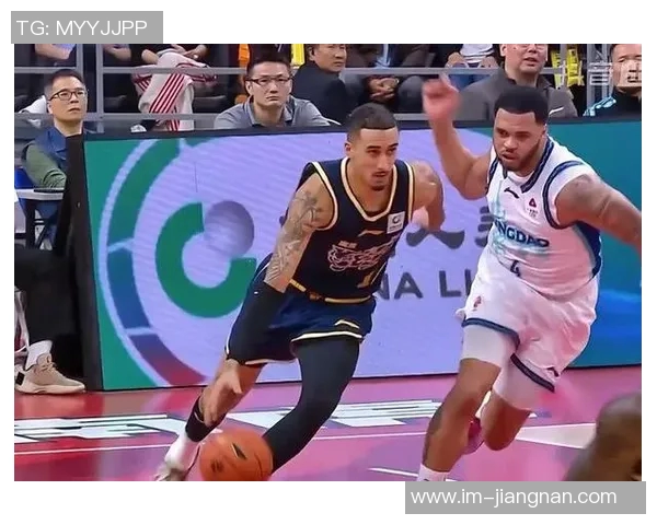 奎因全能表现助力球队15投7中斩获21分11篮板3助攻1抢断1盖帽三分球命中率高效